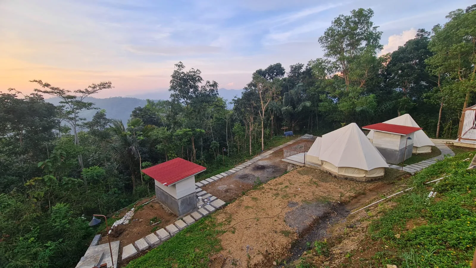 Penginapan Alam Jogja: Panduan Memilih Tempat Menginap di Samigaluh